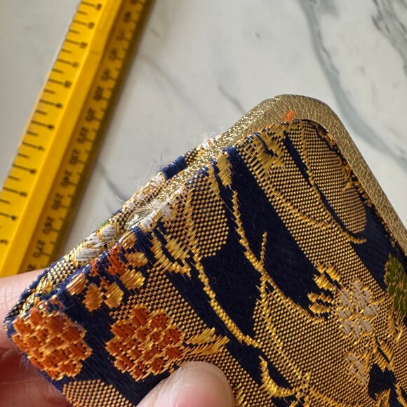 VINTAGE 2 LAYER DIVIDER DOUBLE LAYER GOLD COLORED COIN PURSE EMBROIDER - Picture 4 of 16